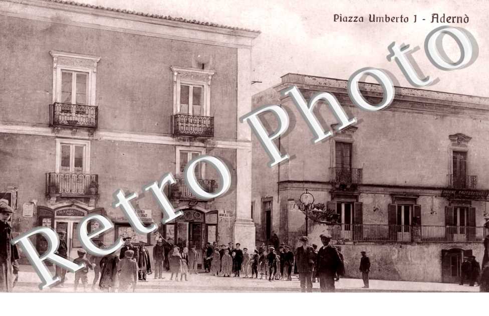 Aderno piazza Umberto 1