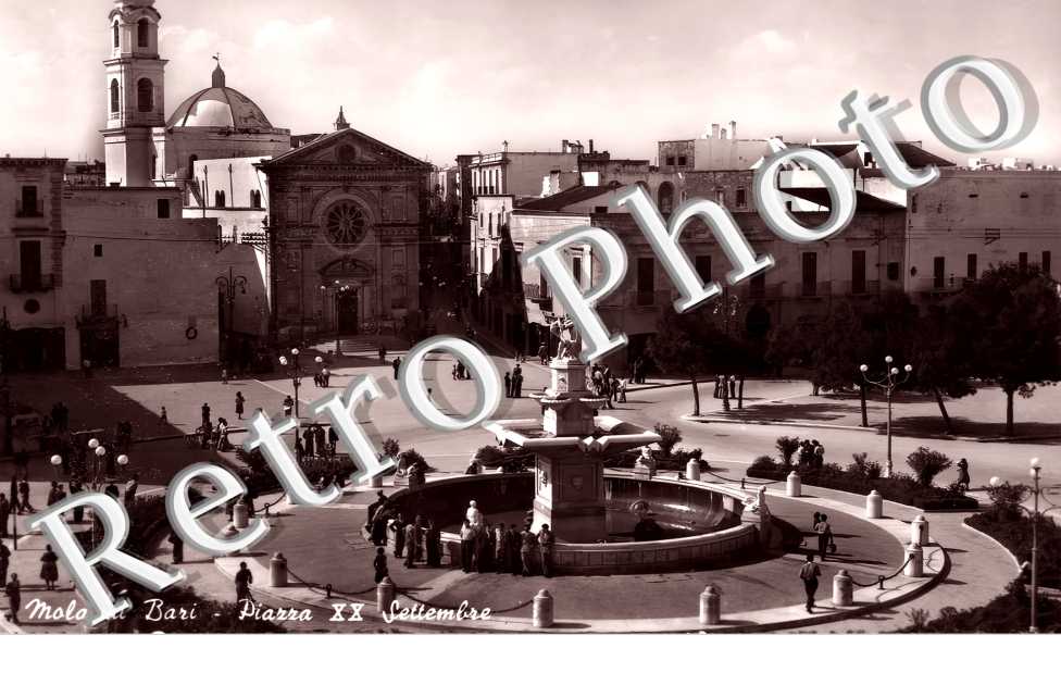 piazza XX Settembre e chiesa