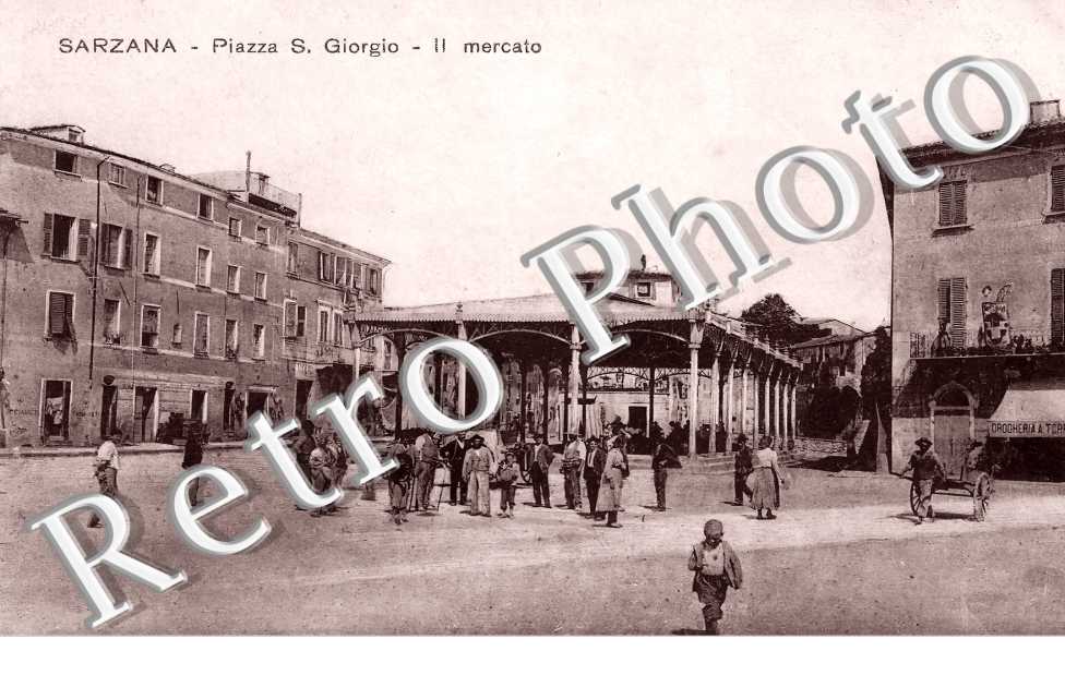 piazza S. Giorgio. Mercato