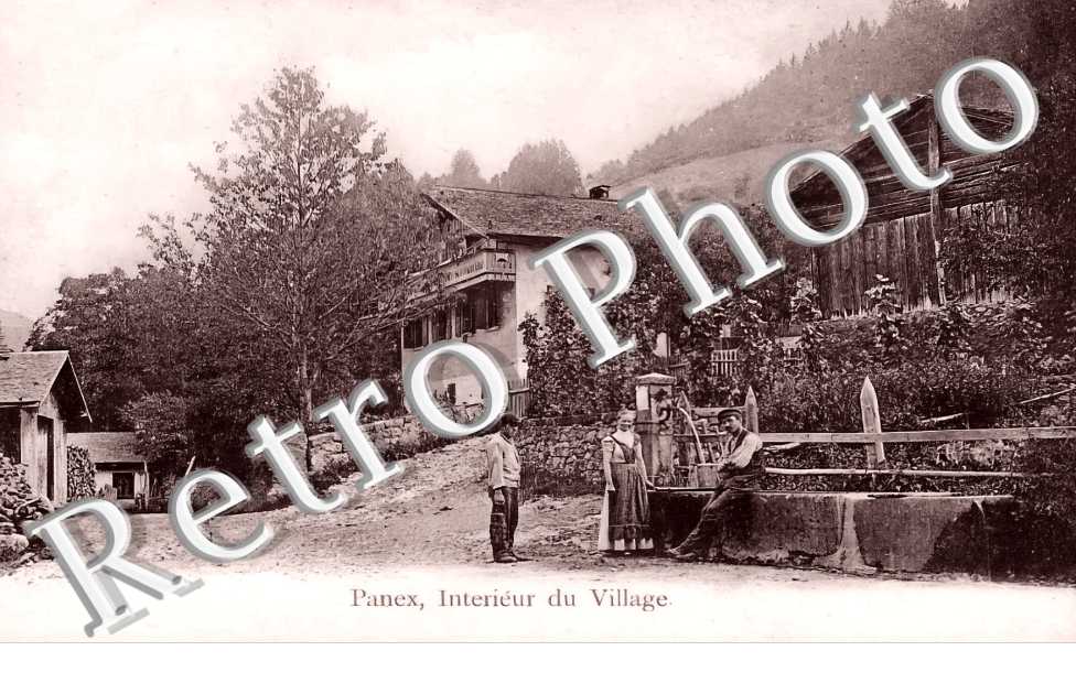 Intérieur du village