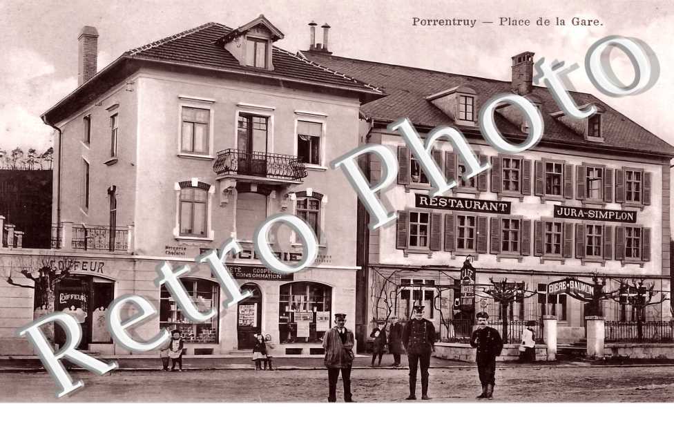 place de la gare. Restaurant Jura-Simplon