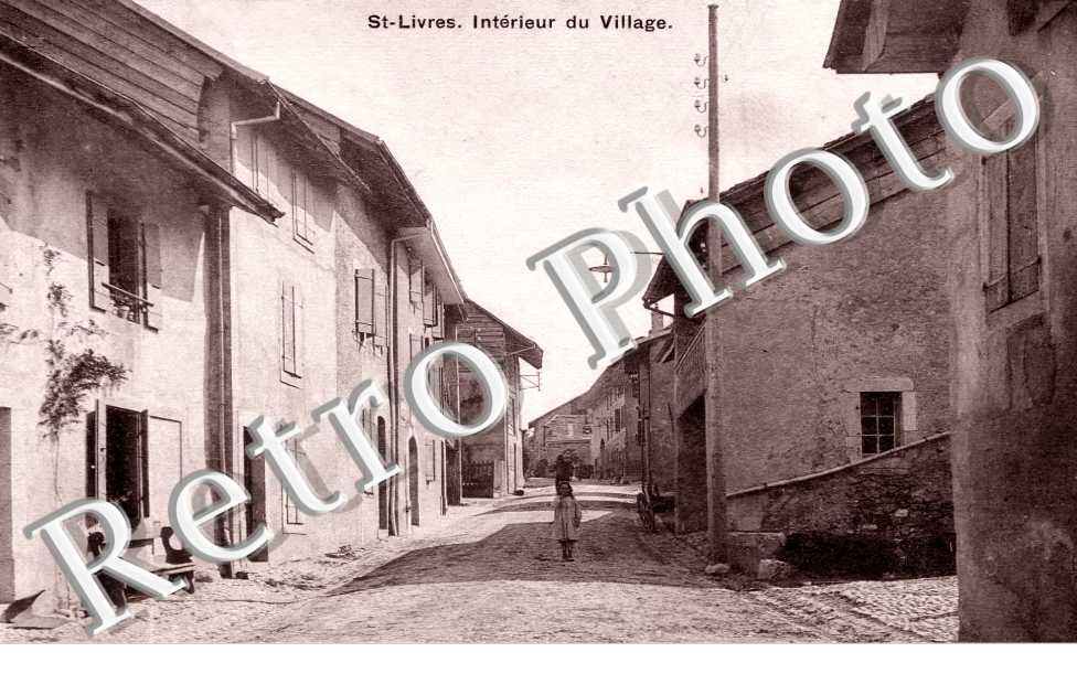 Intérieur du village