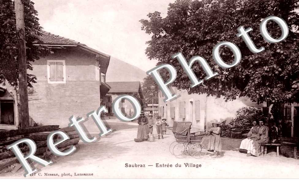 entrée du village 