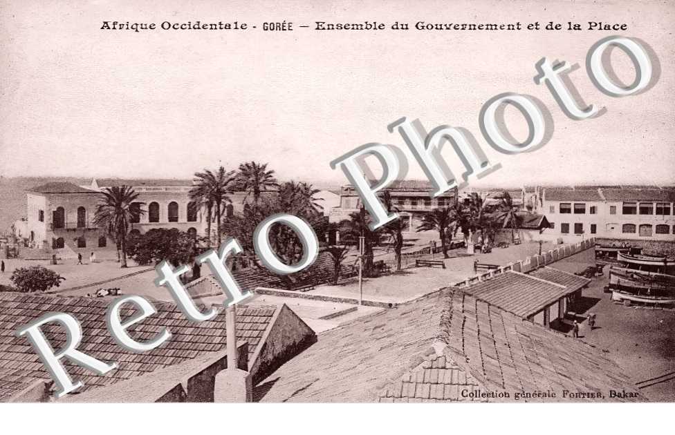 ensemble du Gouvernement et de la place