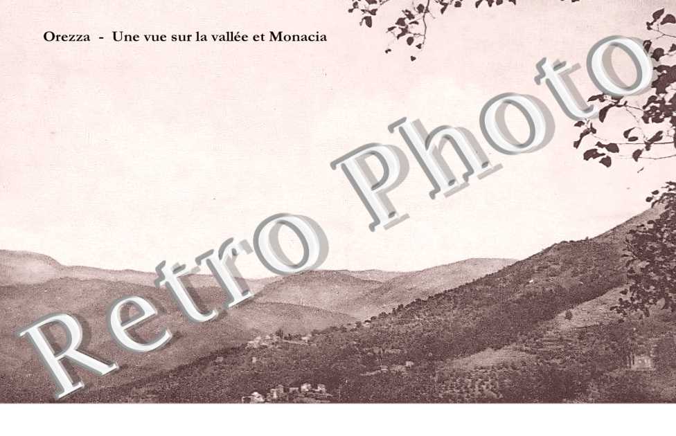 une vue sur la vallée et Monacia