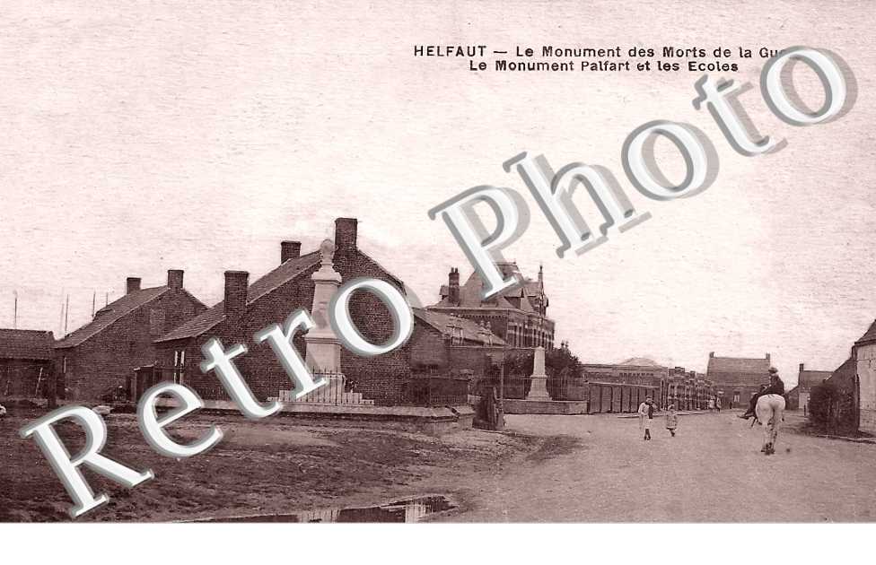Le monument Palfart et les écoles