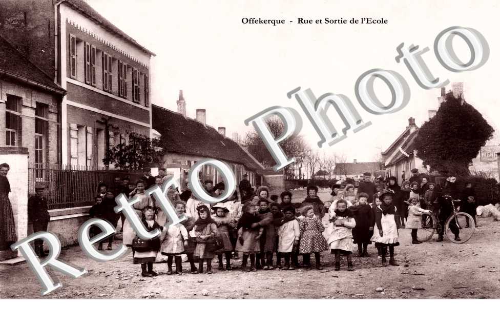 rue et sortie de l'école