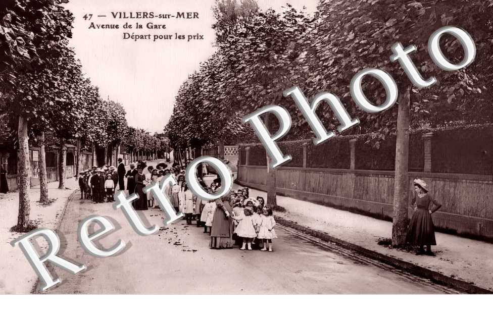 avenue de la gare. Départ pour les prix.