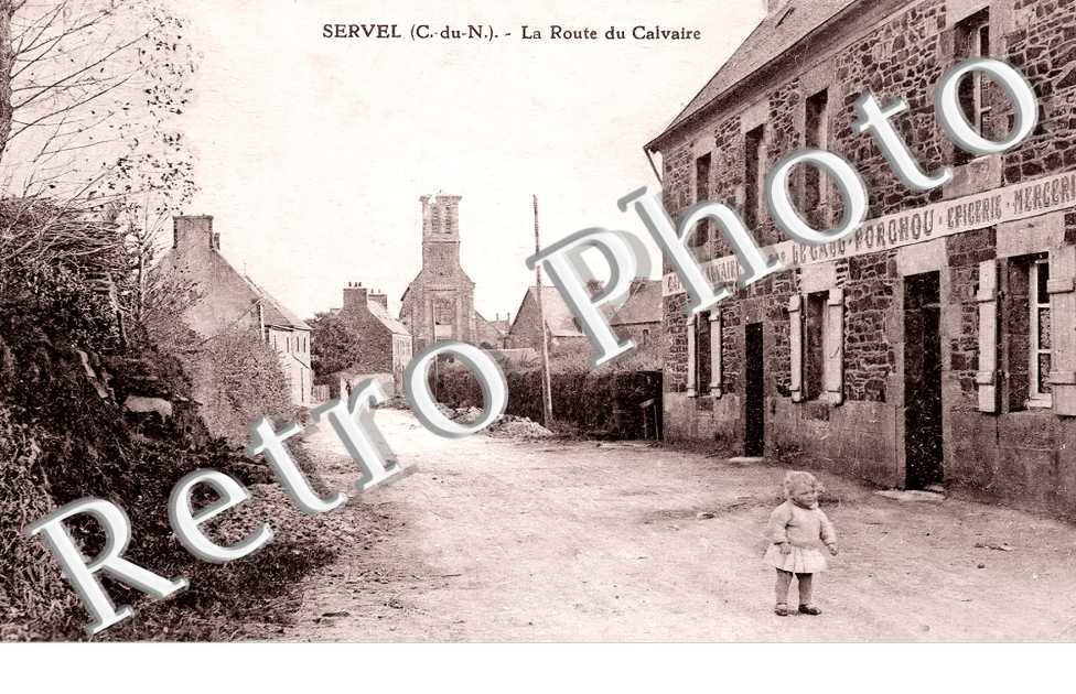 SERVEL. La route du Calvaire