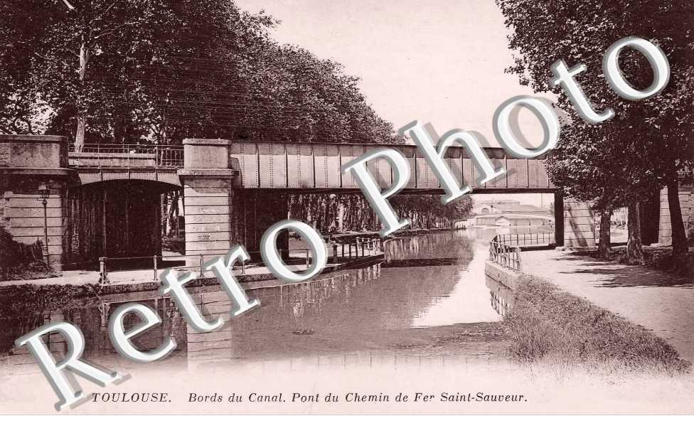 Bords du canal. Pont du Chemin de Fer Saint-Sauveur