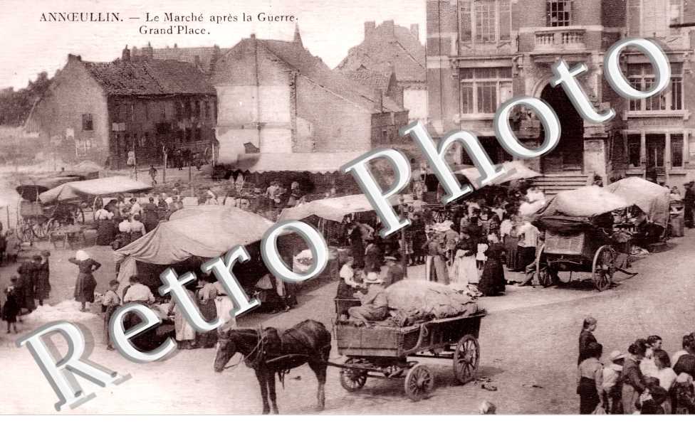 le marché après la guerre. Grand'place