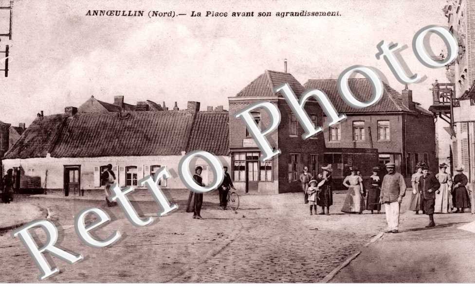 la place avant son agrandissement