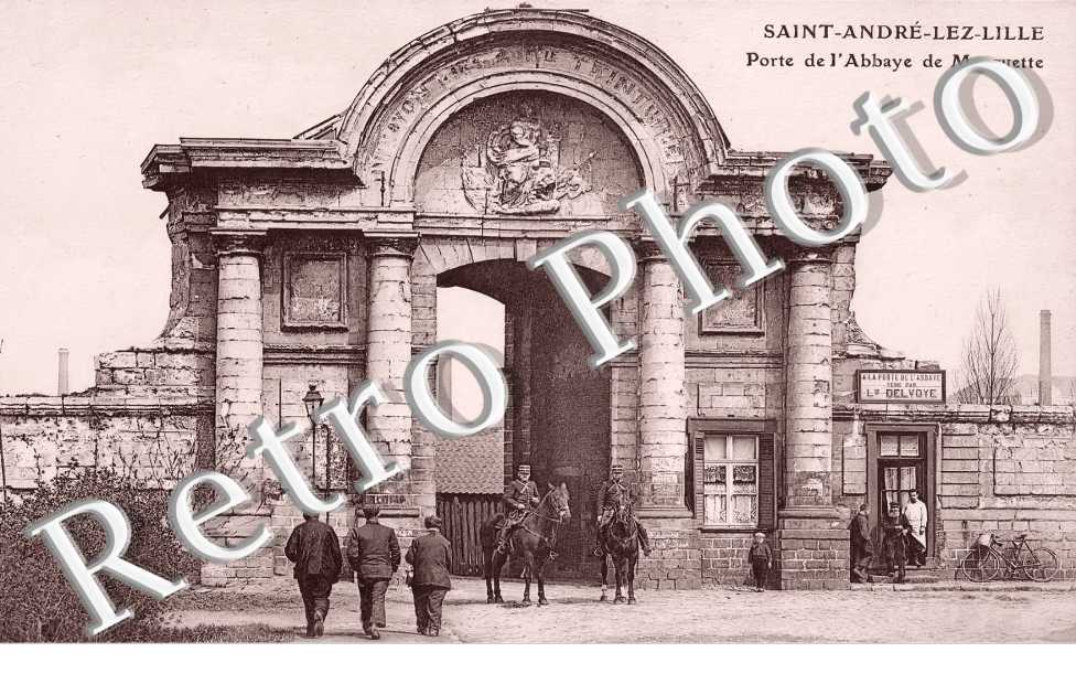 Porte de l'Abbaye de Marquette