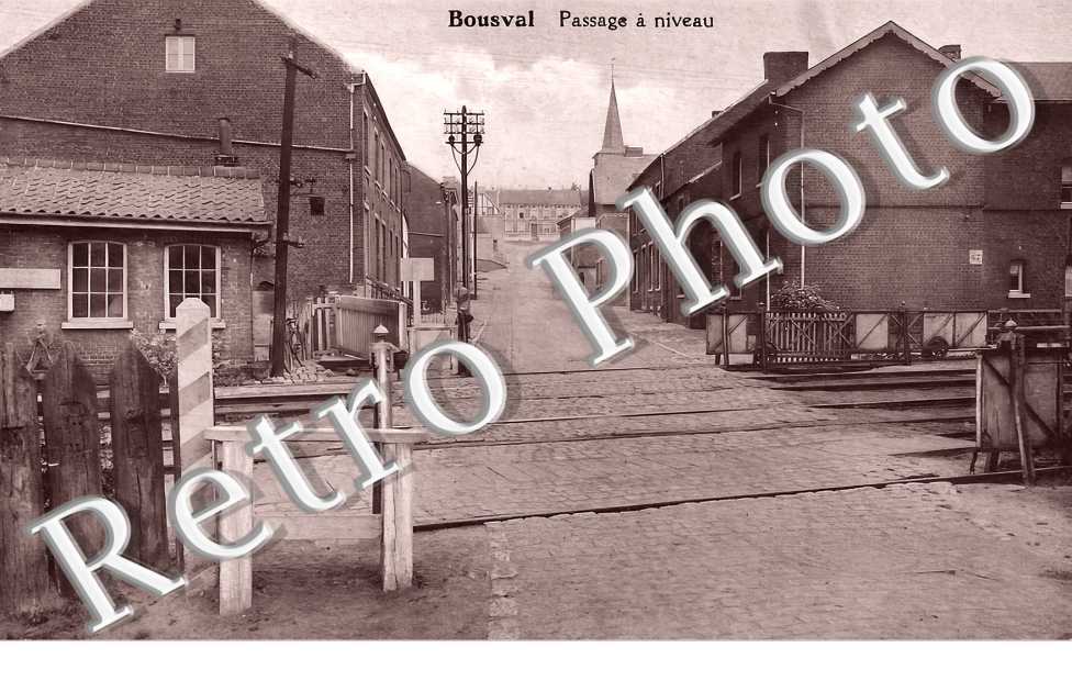 BOUSVAL. Passage à niveau