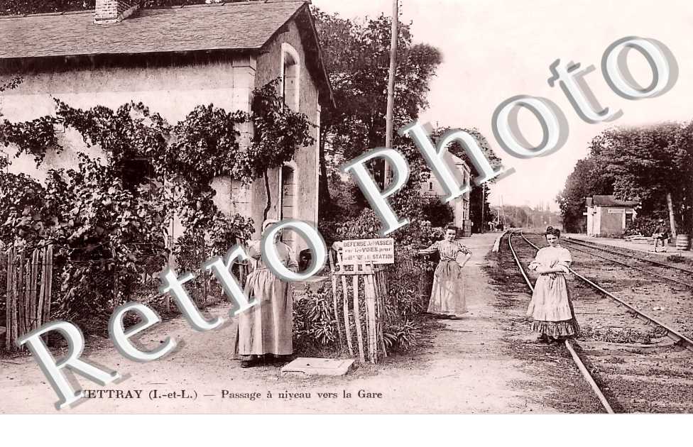 passage à niveau vers la gare