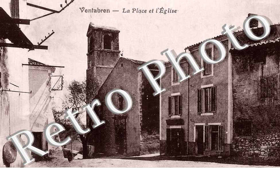 la Place et l'église