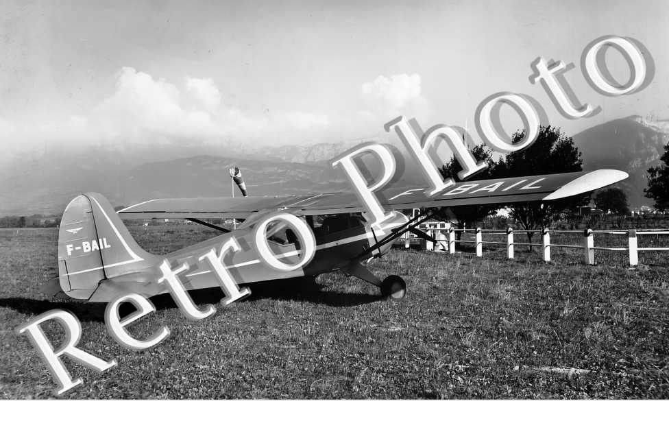 Aéroclub de la Haute-Savoie. Terrain d'Annecy-Meythet.  BOISAVIA B. 601 L. MERCUREY F. BAIL
