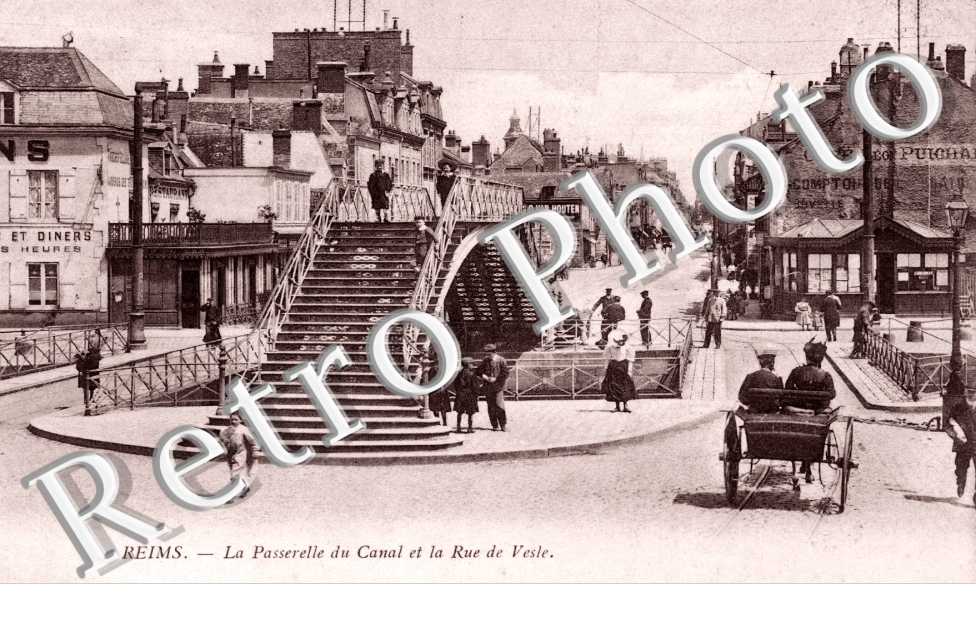 LA PASSERELLE DU CANAL