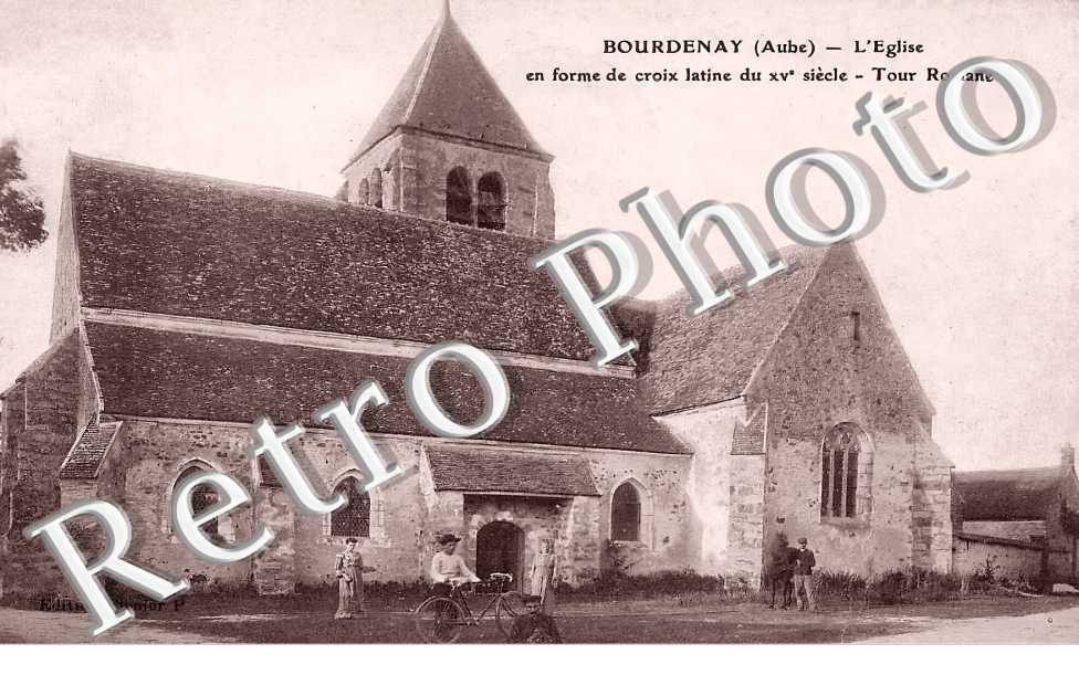 l'église en forme de croix latine