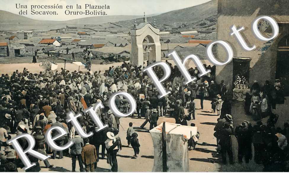Una procession en la Plazuela del Socavon