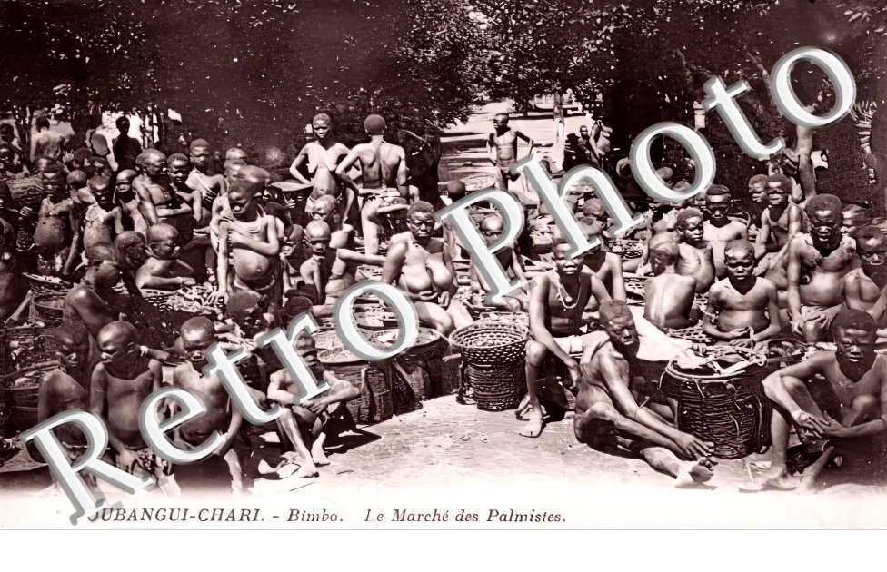 OUBANGUI-CHARI Le marché des Palmistes
