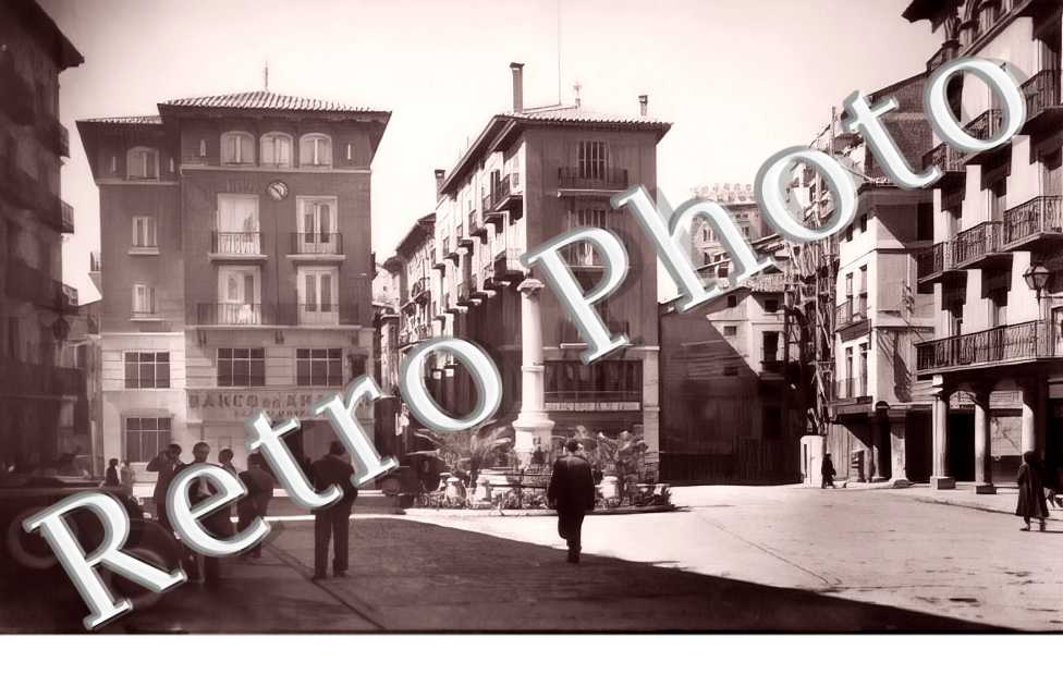 PLAZA DE CARLOS CASTEL