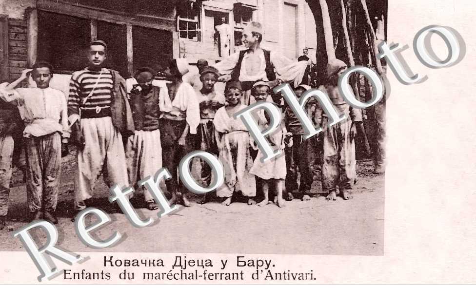 Enfants du maréchal-ferrant d'Antivari