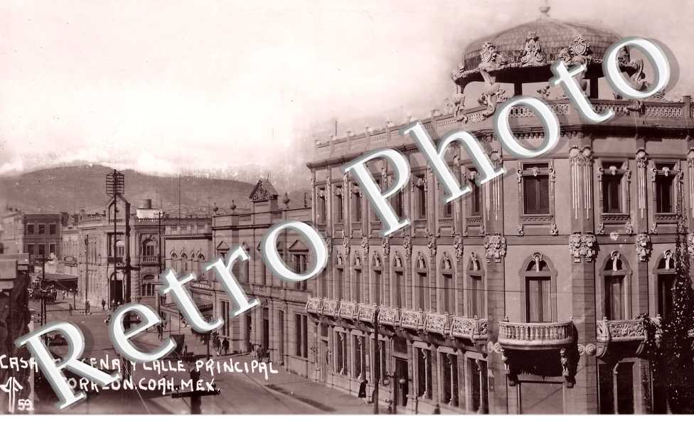 Casa Arocena y Calle Principal