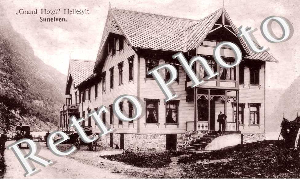 Grand Hotel Hellesylt. Sunelven.