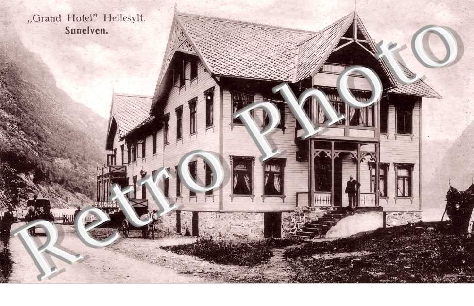 Grand Hotel Hellesylt. Sunelven