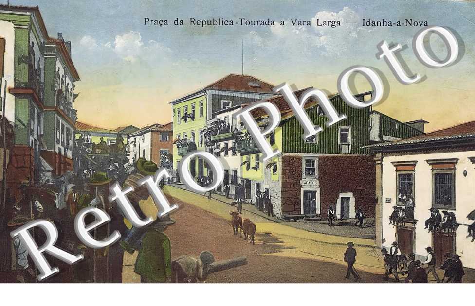 Praça de Republica Tourada a Var Larga