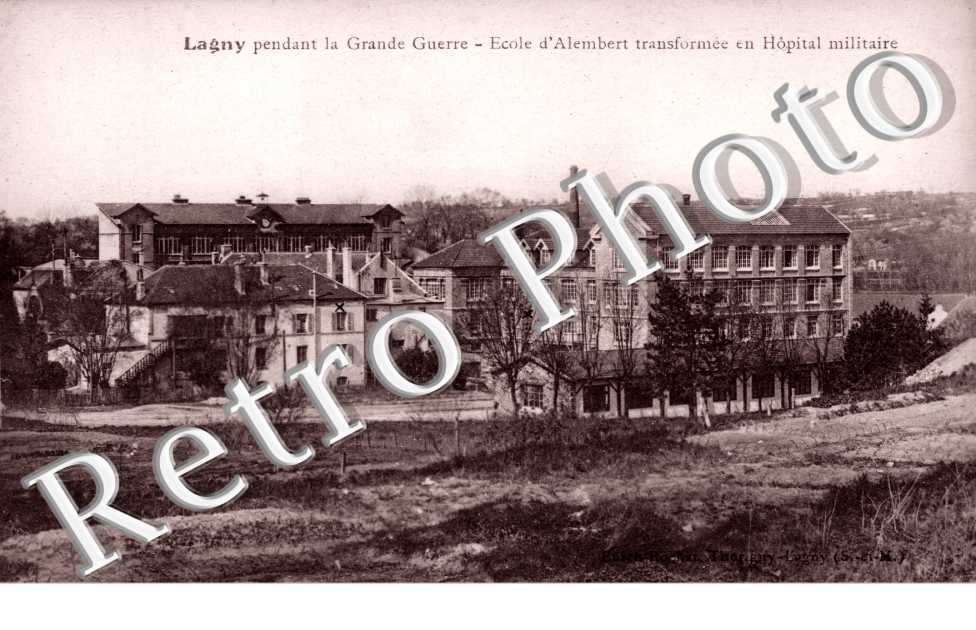 Ecole d'Alembert transformée en Hopital Militaire