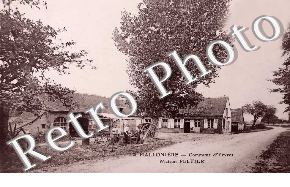 LA HALLONIERE. Maison Peltier