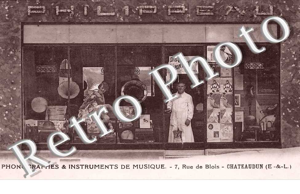 Phonographes & Instruments de Musique. 7 rue de Blois