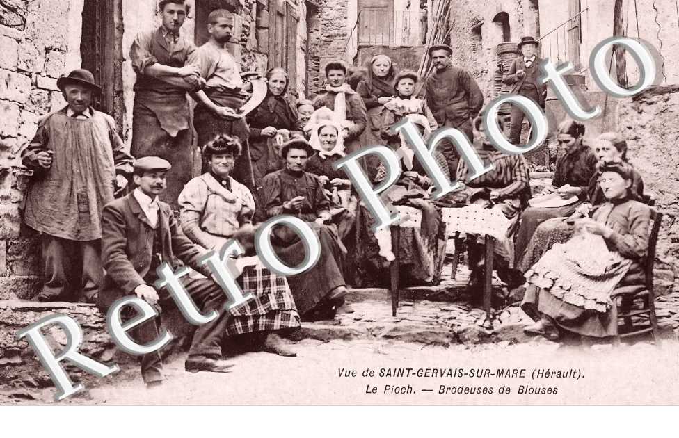 Le Pioch. Brodeuse de Blouses