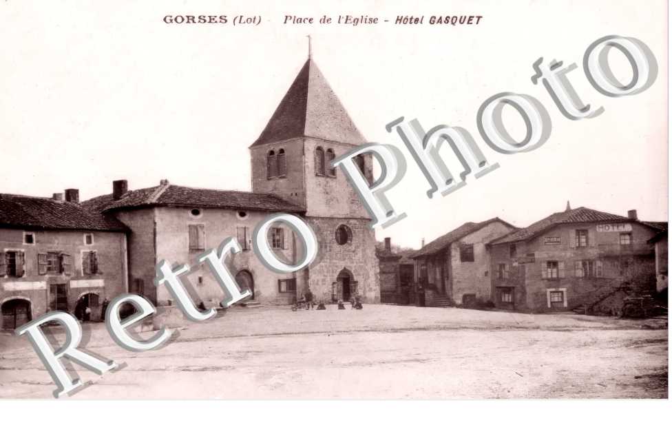 Place de l'église. Hôtel Gasquet