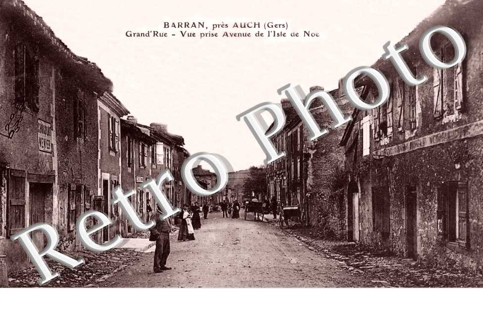 Grand'Rue. Vue prise de l'avenue de l'Isle de Noe