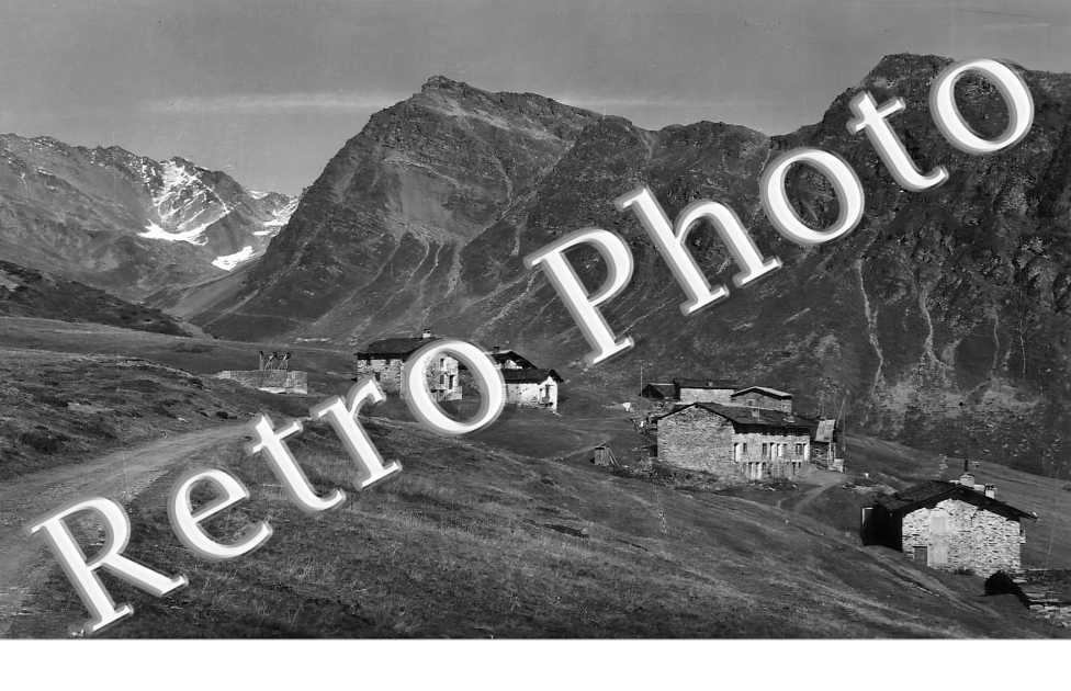 LES EUCHERTS - PLANPIGEUX - LE COL DE LA LOUIS BLANCHE ET LE MONT-VALEZAN