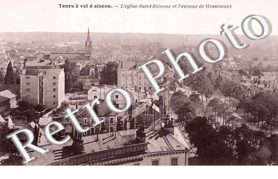 l'église Saint-Etienne et l'avenue de Grammont