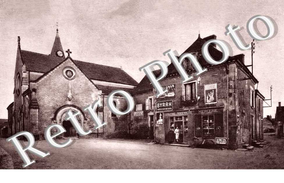 l'église. Epicerie Rouennerie Mercerie