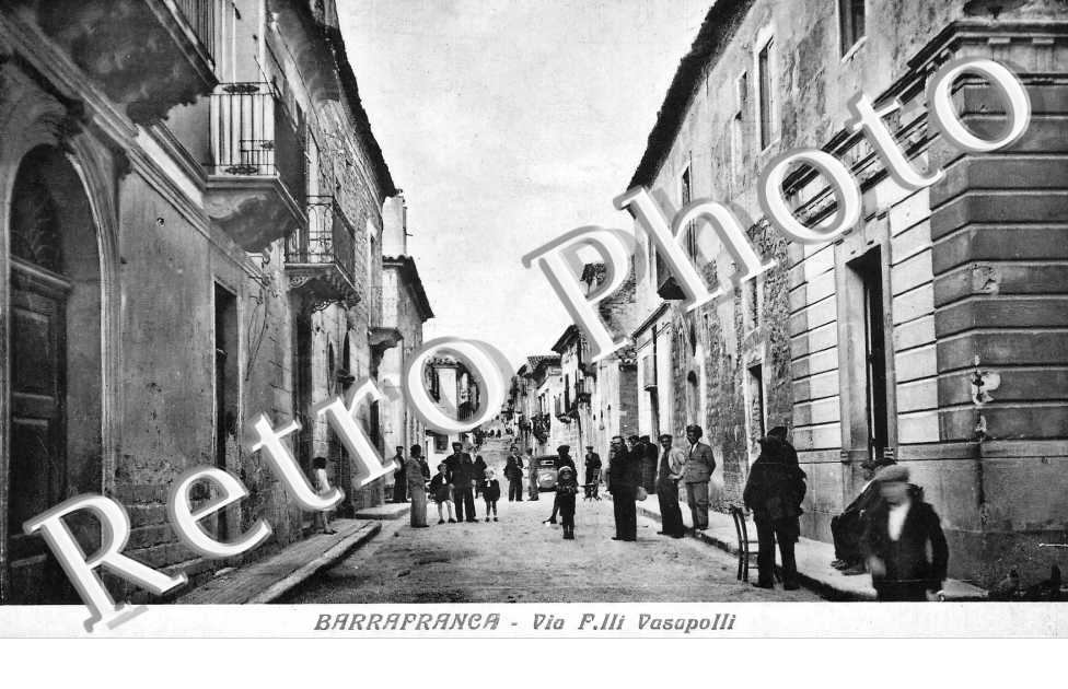 Via F. Illi Vasapolli