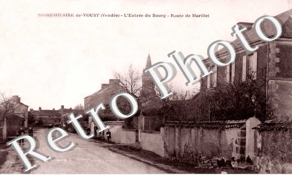l'entrée du Bourg. Route de Marillet