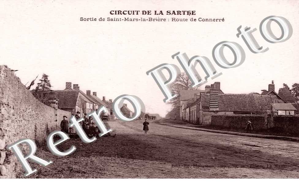 Sortie dee Saint-Mars-la-Brière. Route de Connerré. Circuit de la Sarthe