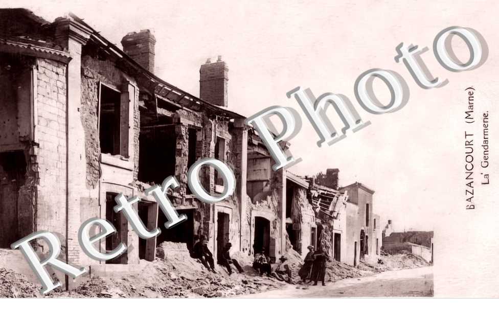la gendarmerie en ruines