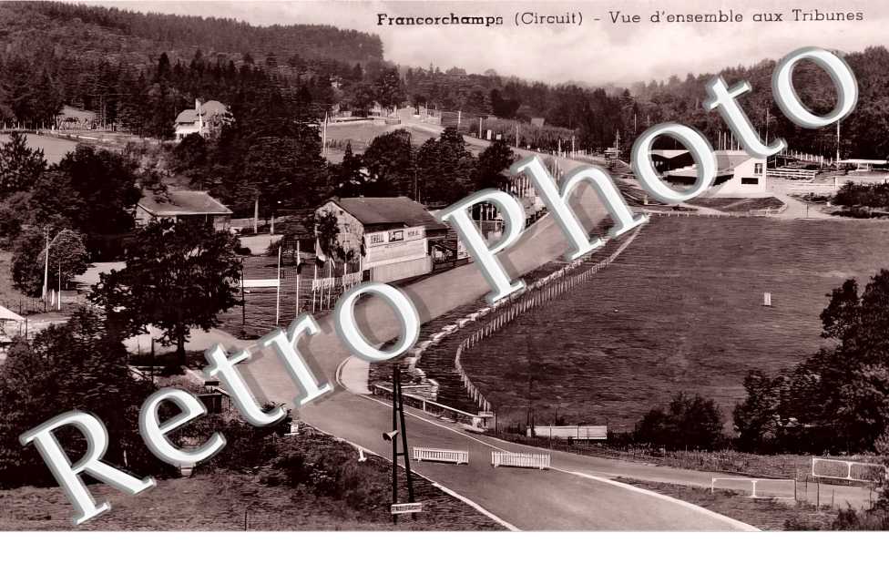 Circuit. Vue d'ensemble des Tribunes
