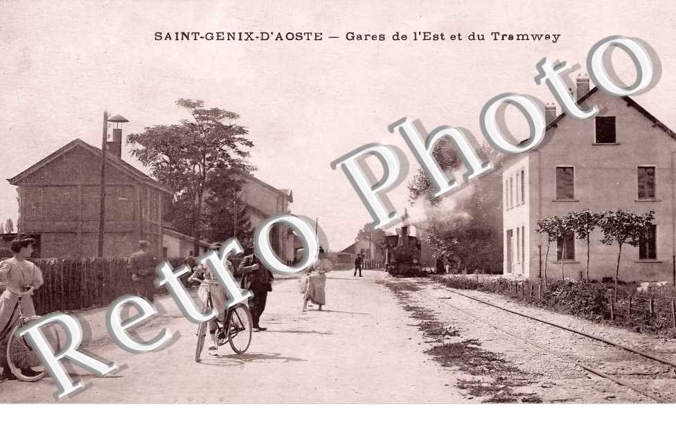 Saint-Genix-d'Aoste. Gare de l'Est et du Tramway