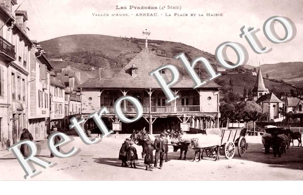 la Place et la mairie