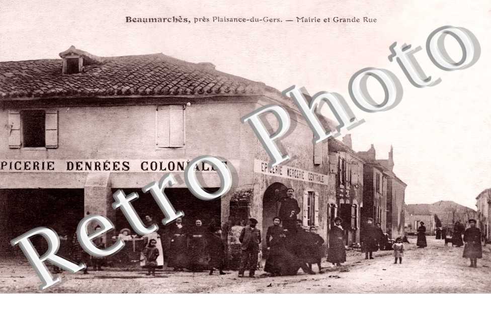 mairie et grande rue. Epicerie Mercerie Centrale