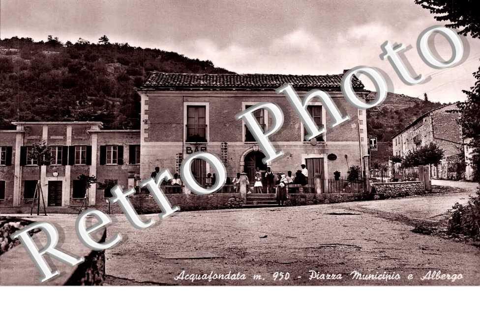 Piazza Municipio e Albergo