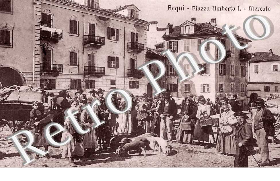 Piazza Umberto I. Mercato